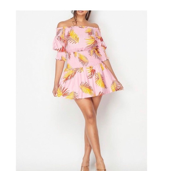 Dresses & Skirts - Playful Palm Sun Dress